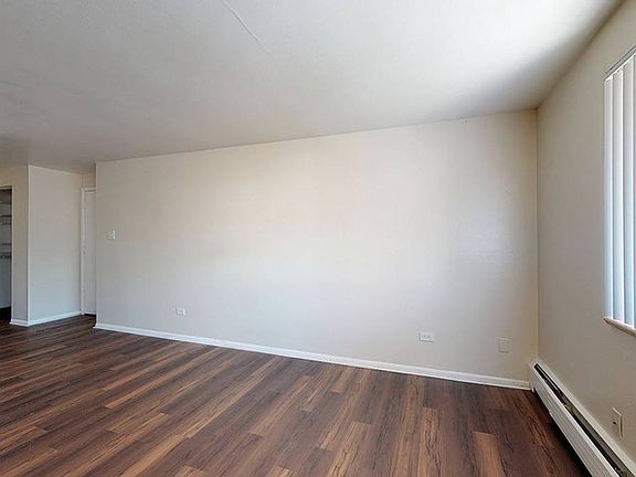 4th image of 7509 N Pecos St #103