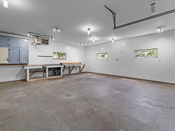 5th image of 1815 Kellogg Ave