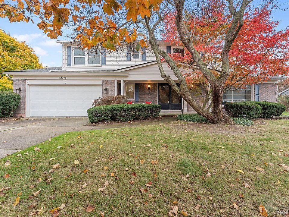 1st image of 42275 Chatterton Ct