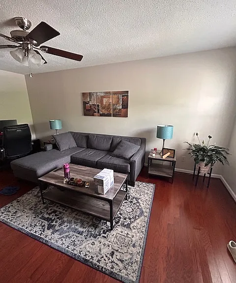 2437 Monroe Chase Ct — Photo 11