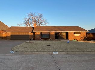 1505 S 12th St, Kingfisher, OK 73750