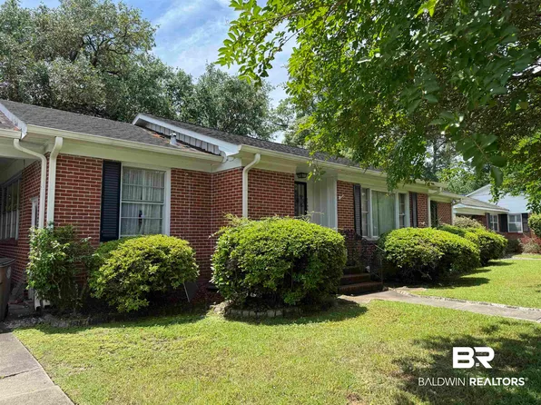 2755 Brierwood Dr, Mobile, AL 36606