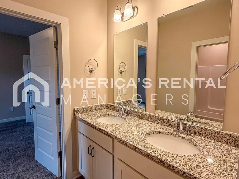 105 Atlantic Ln — Photo 15