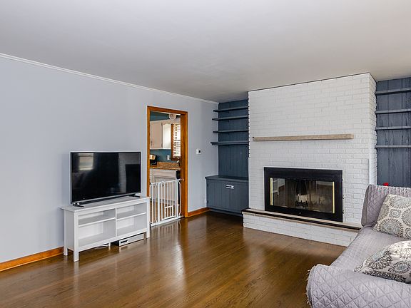 5th image of 5376 Kimball Pl