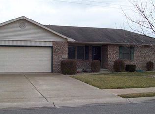 433 Cornerstone Ave, Seymour, IN 47274