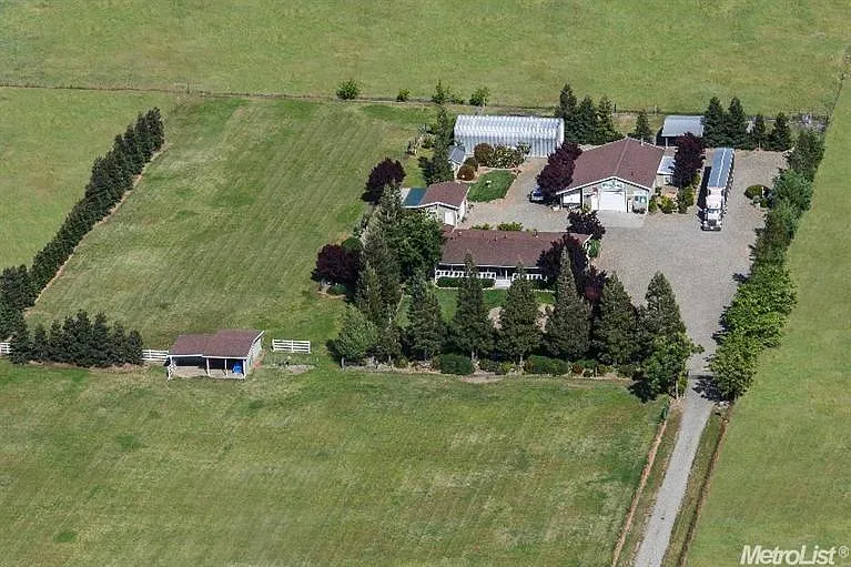 10443 Colony Rd photo 1