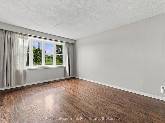5th image of 1317 Park Rd S
