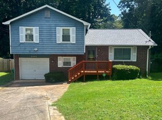 2060 Kimber Trl, Stone Mountain, GA 30088