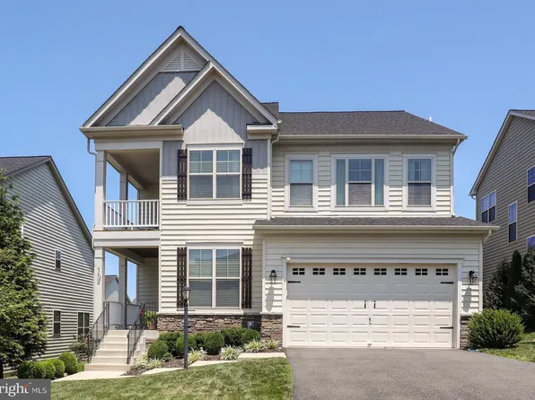 42706 Chisholm Dr, Ashburn, VA 20148