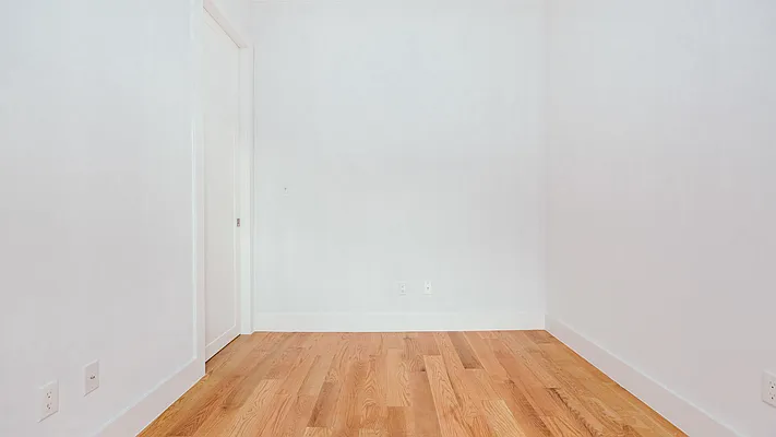 Rented by Nooklyn NYC LLC | media 32