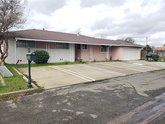 2nd image of 201 Eddie Dr