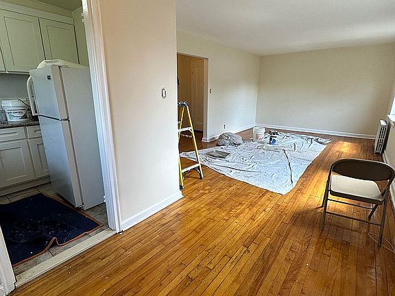 4th image of 303 Bay 17 St #3U