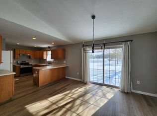 W5791 Skippers Ln, APPLETON, WI 54915