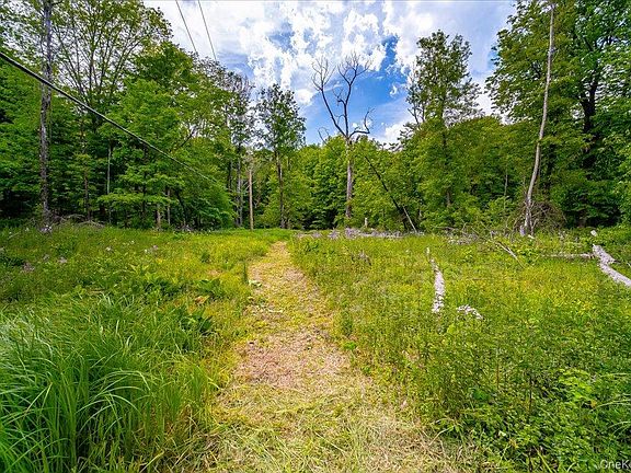 4th image of Jackson Corners Road
