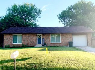 711 Collier Ln, Fulton, MO 65251