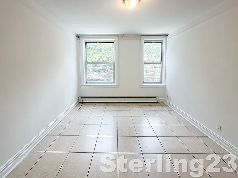 23-17 29th St #2F — Photo 1