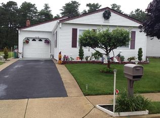 353 Costa Mesa Dr, Toms River, NJ 08757
