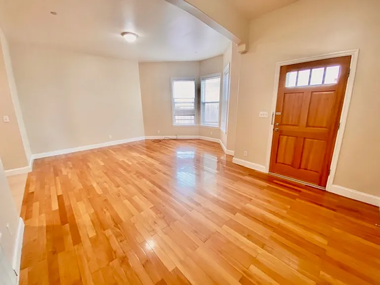 1013 Fair Oaks Ave. — Photo 5