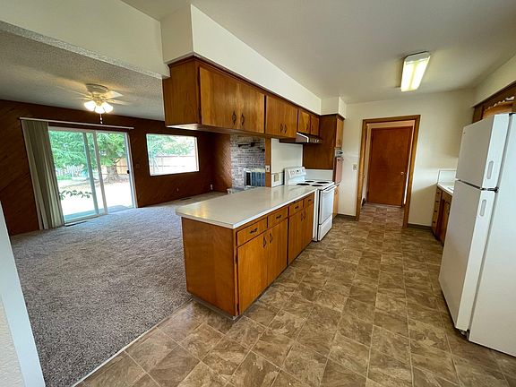 3rd image of 3624 Browns Point Blvd