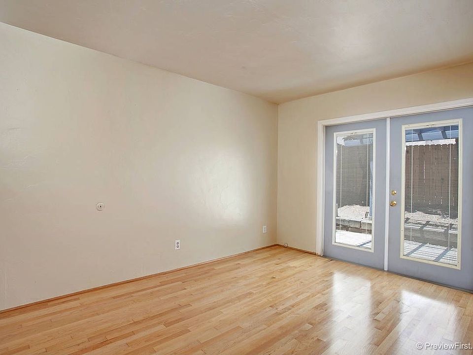 1st image of 3770 Nile St