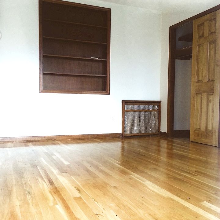 1st image of 125 E 7th St Frnt 1
