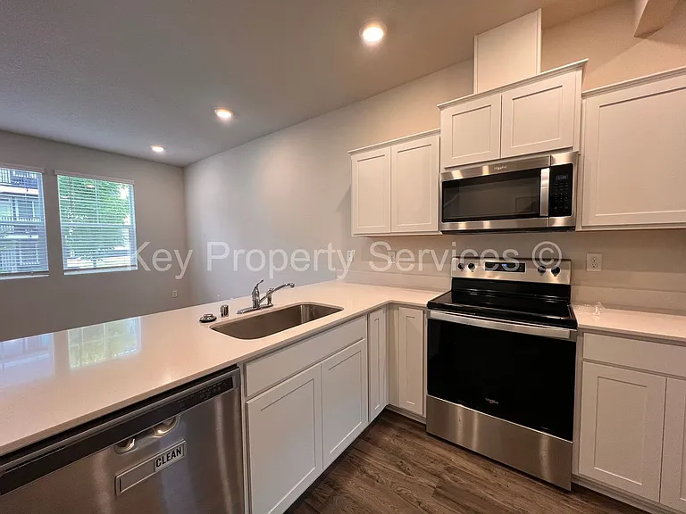 12609 NE 116th Way — Photo 6