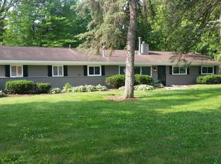 26 Wimpole Dr, Rochester Hills, MI 48309