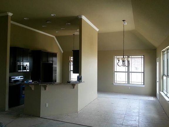 3rd image of 1013 Tarah Knolls Cir