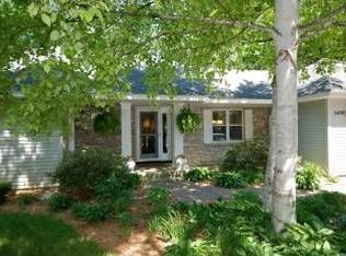 5490 Wedgewood Dr, Shorewood, MN 55331
