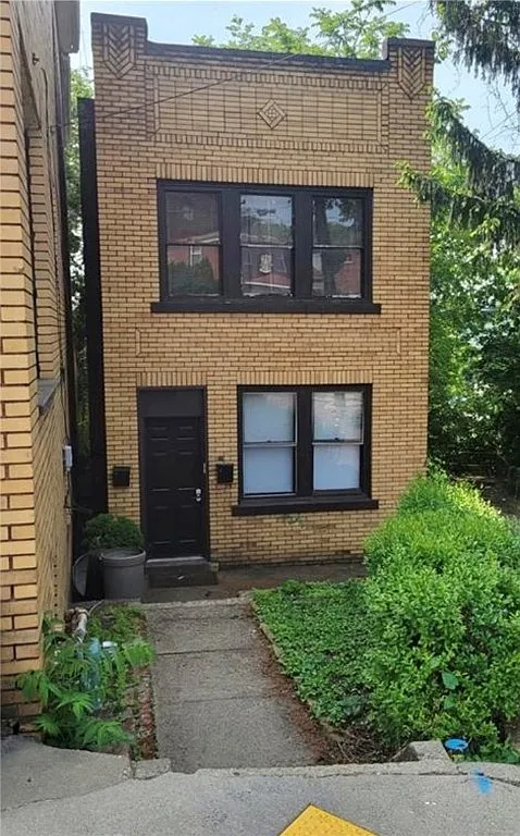 119 Harlem Ave photo 1