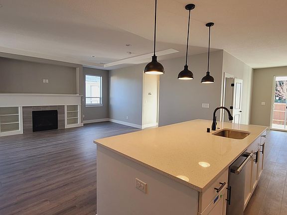 Quartz counter top