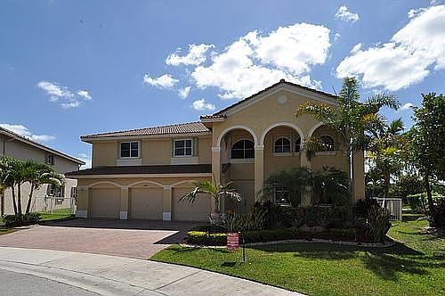 1st image of 1550 Blue Jay Cir