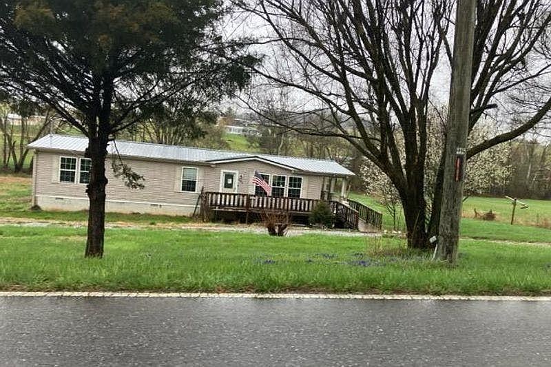1st image of 665 Chuckey Hwy