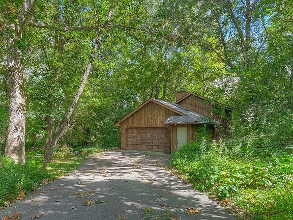 4th image of 2134 Legion Ln N