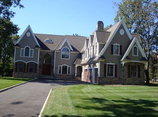 1022 Franklin Lake Rd, Franklin Lakes, NJ 07417