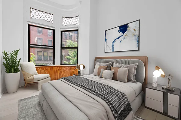 Rented by REAL New York | media 12