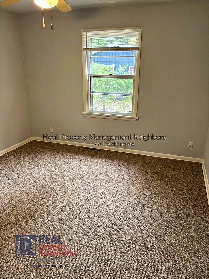 2 bed, 1.5 bath, 1200 sqft, $1,895 — Photo 4