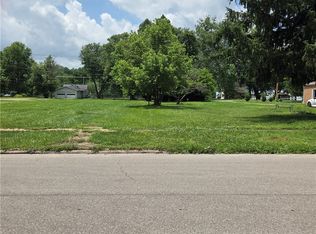 517 N 1st St, Cambridge, OH 43725