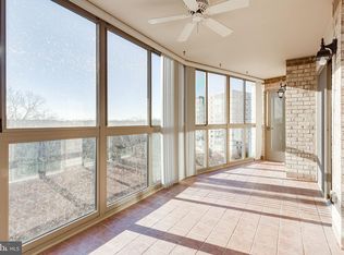 19385 Cypress Ridge Ter UNIT 803, Lansdowne, VA 20176