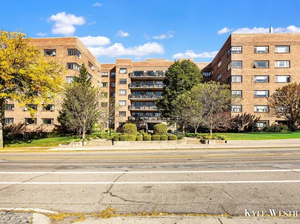 505 Cherry St SE APT 208, Grand Rapids, MI 49503