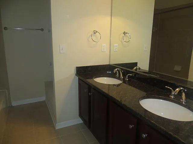 8949 Carroll Manor Dr — Photo 8