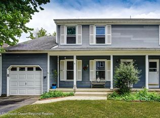 31 Allison Dr, East Brunswick, NJ 08816