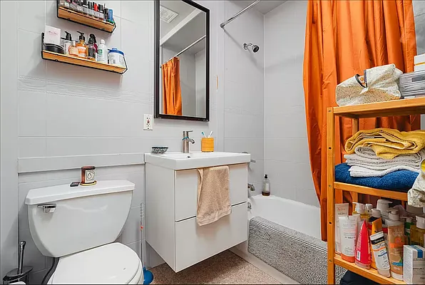 Rented by REAL New York | media 8