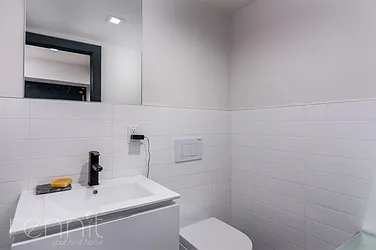 Rented by Rennit Inc.