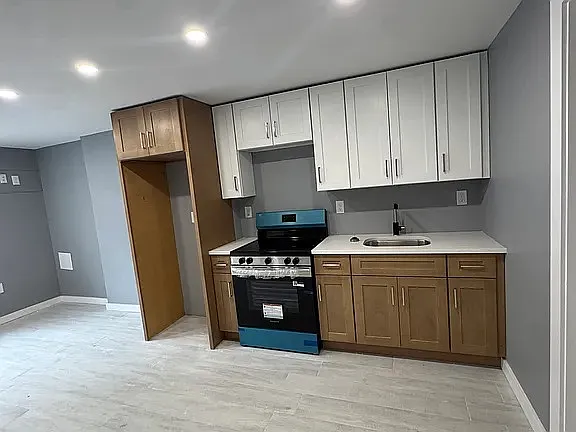 55 Lander St #A — Photo 3