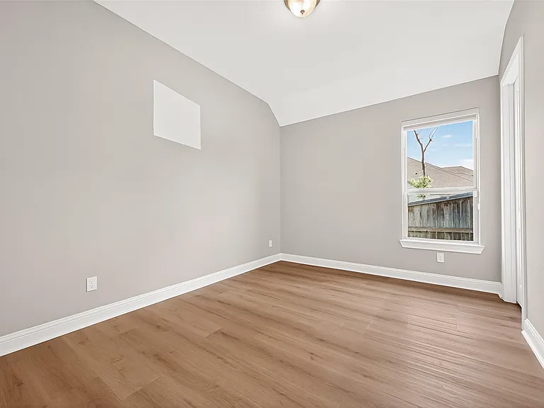 1635 Delta Oaks Dr — Photo 29