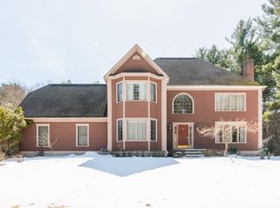 6 Crystal Dr, Franklin, MA 02038