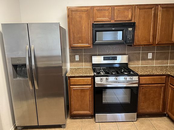 4th image of 6003 Yorktown Meadow Ln