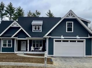 68 Lady Walsingham Way, Laconia, NH 03246