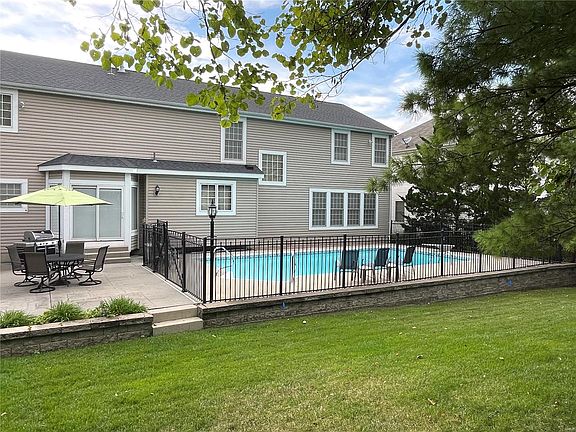 5th image of 10259 Hartshill Ln